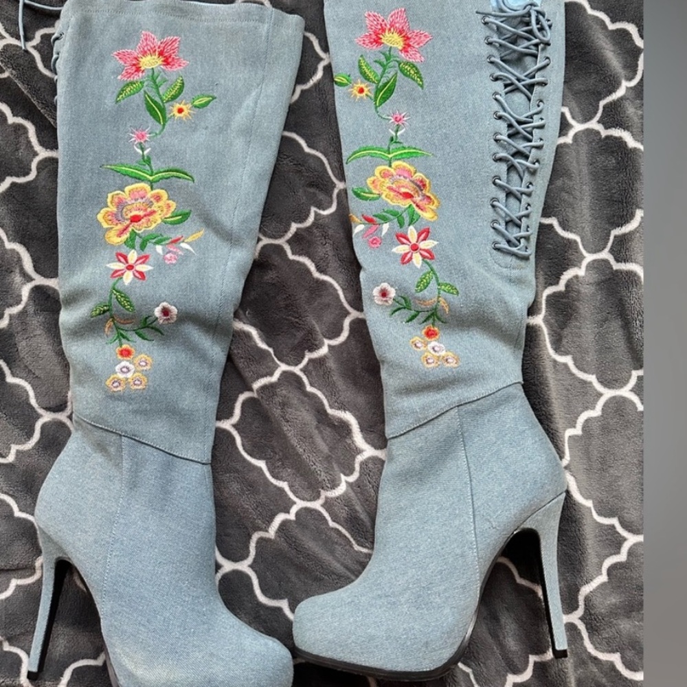 Denim knee high lace boots beautiful embroidered gorgeous flowers all the way up